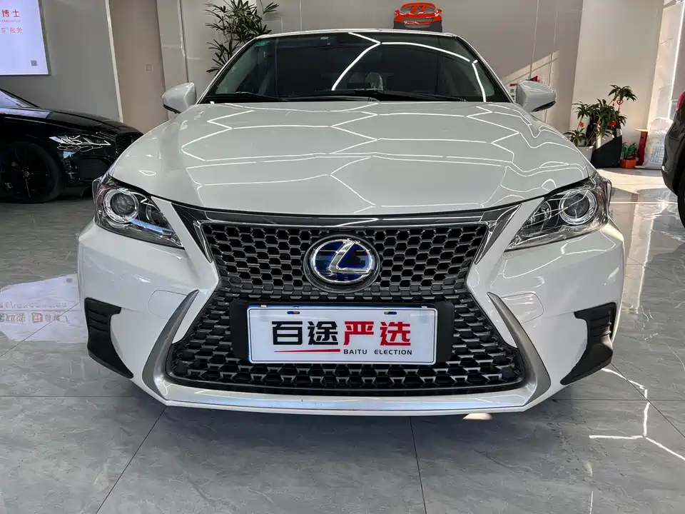 Lexus CT