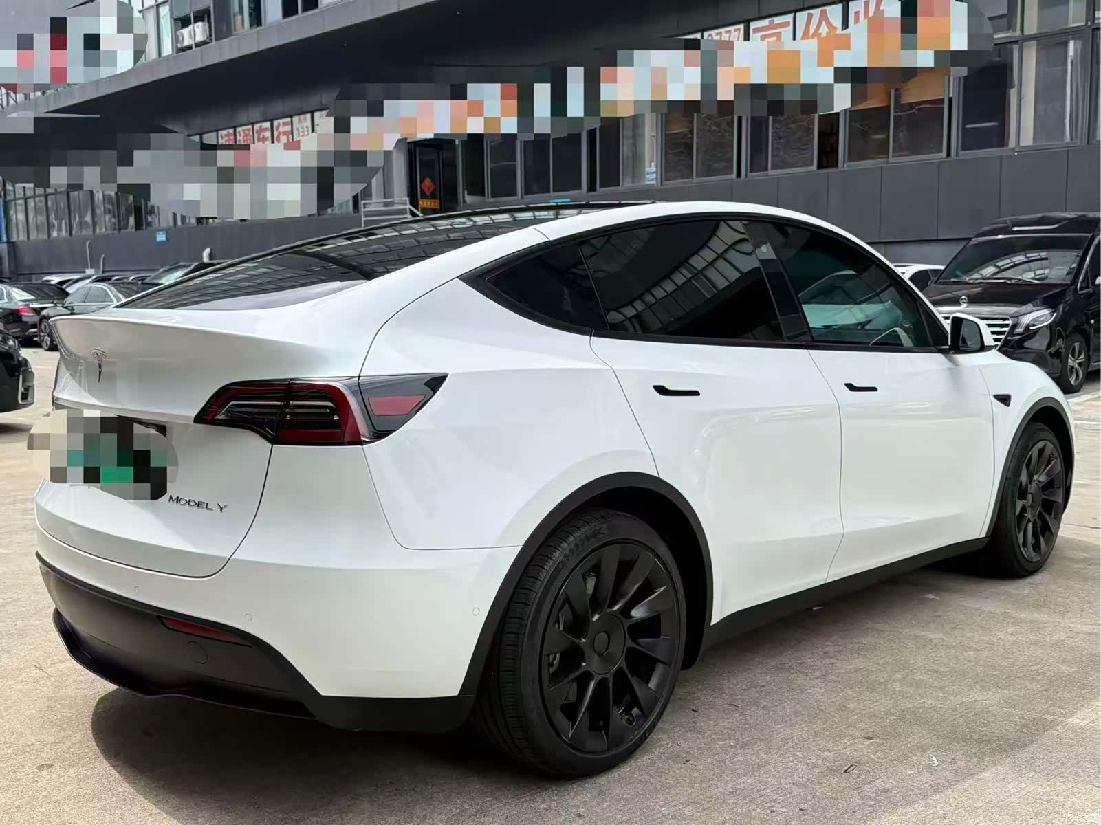Tesla Model Y, 2023 8