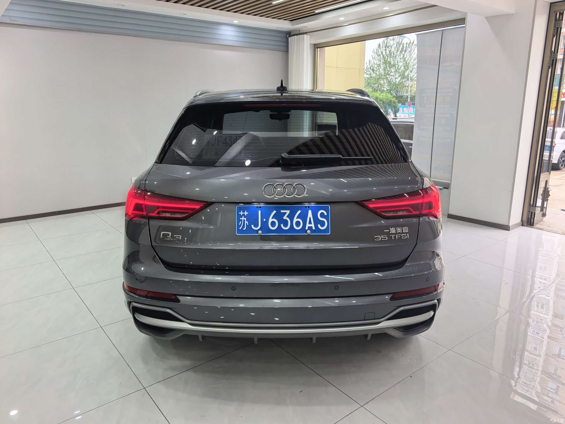 Audi Q3, 2022 все фото
