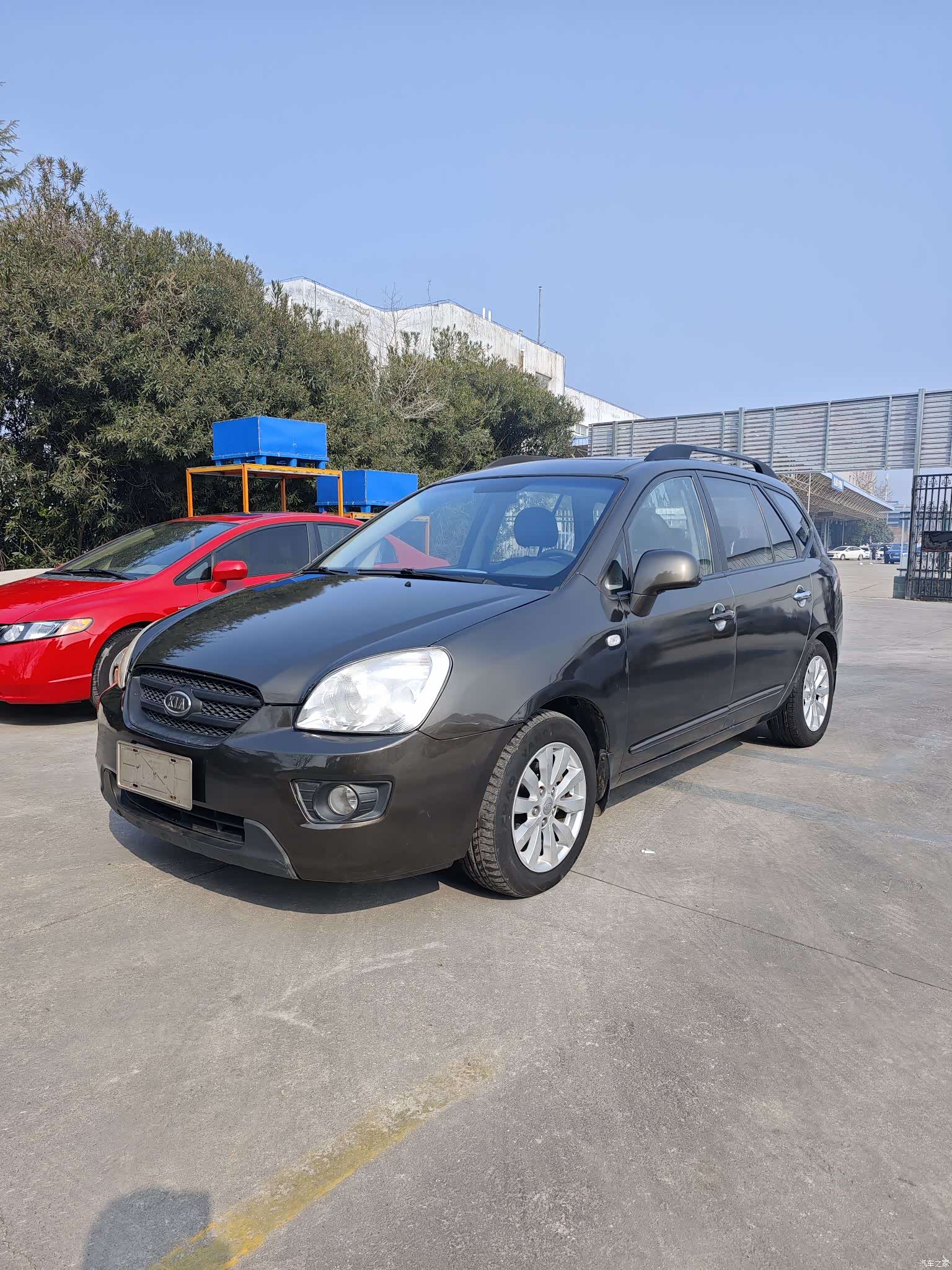 Kia 7, 2010 1