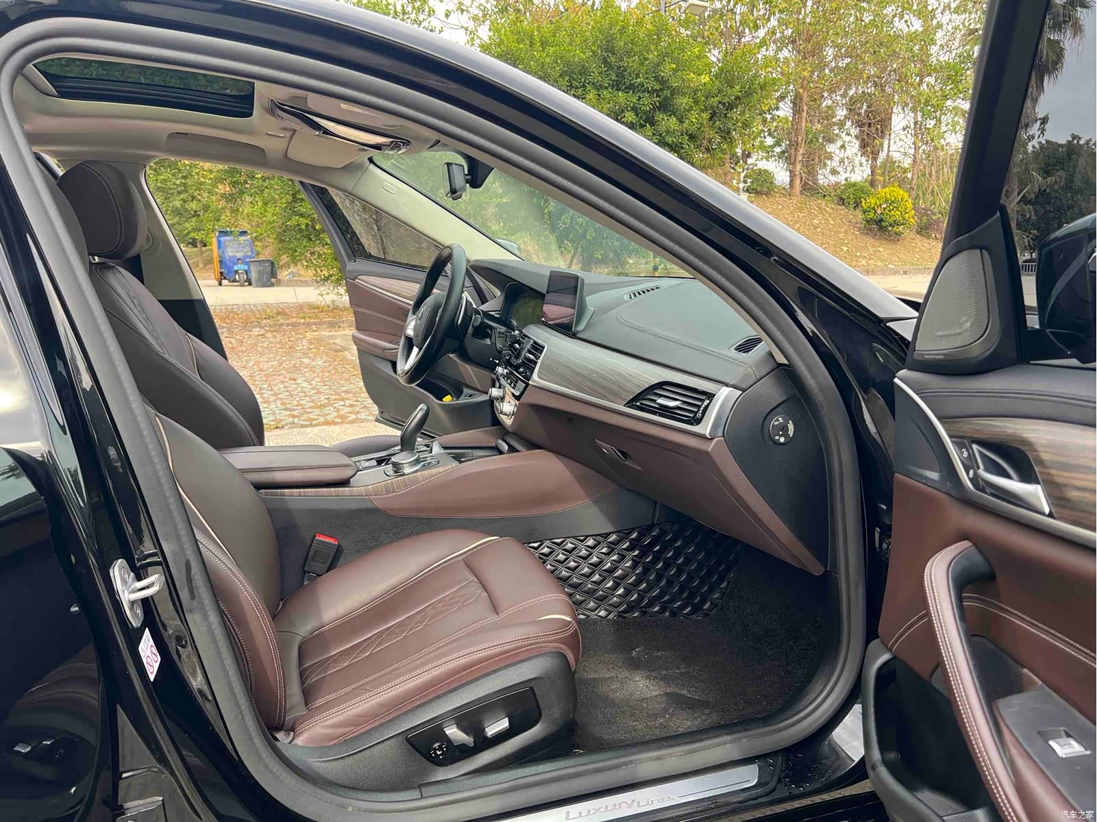 BMW 5 Series, 2019 13