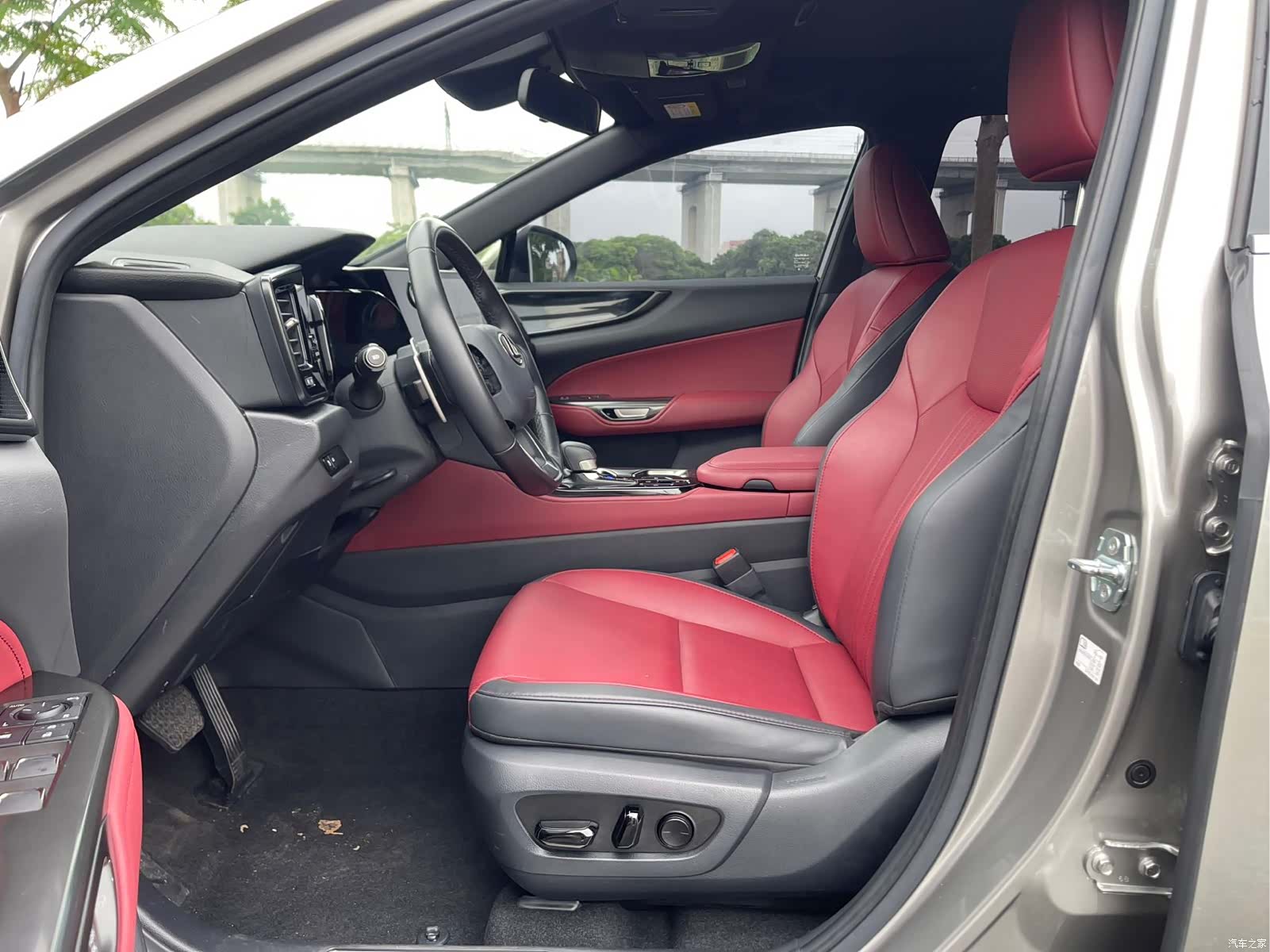 Lexus NX, 2022 20
