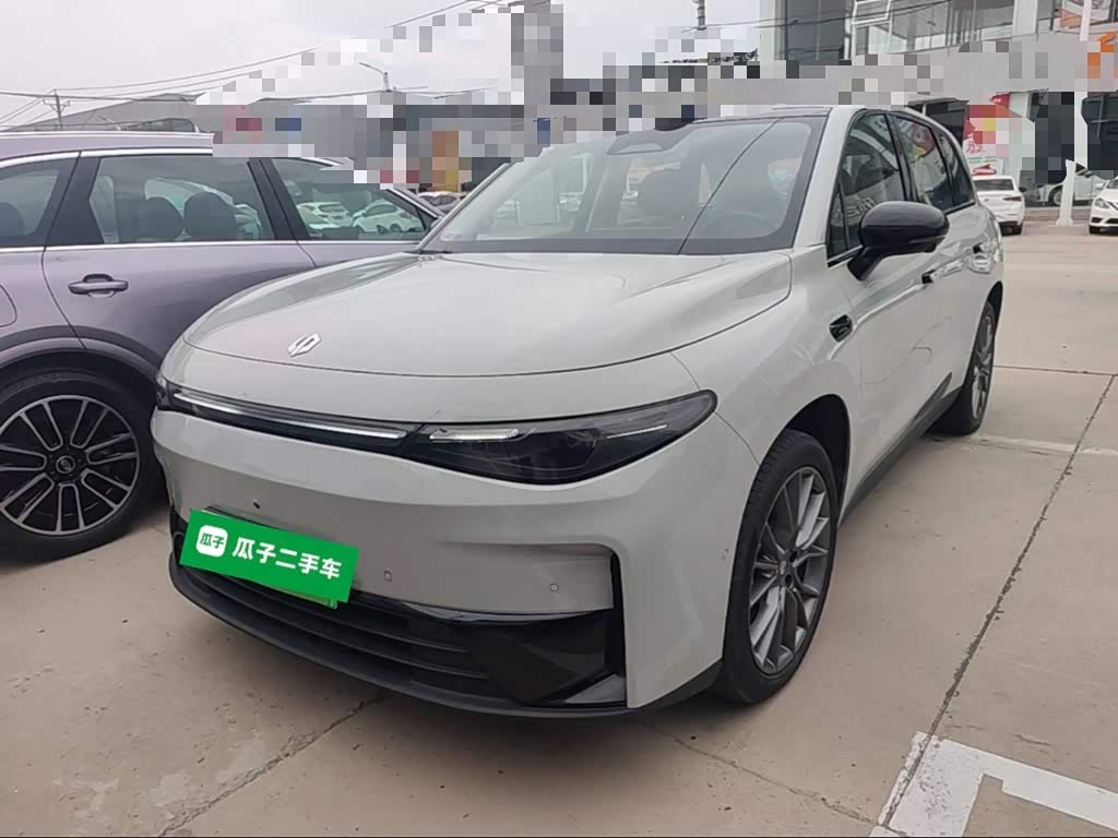 Leapmotor C10