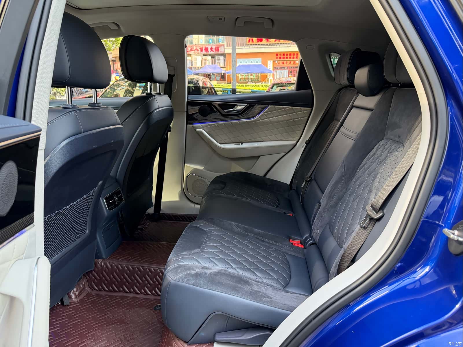 Hongqi HS5, 2020 10