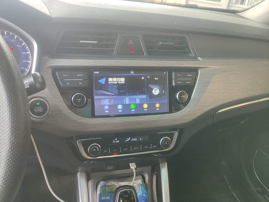 Geely Vision X3 2017, фото 6