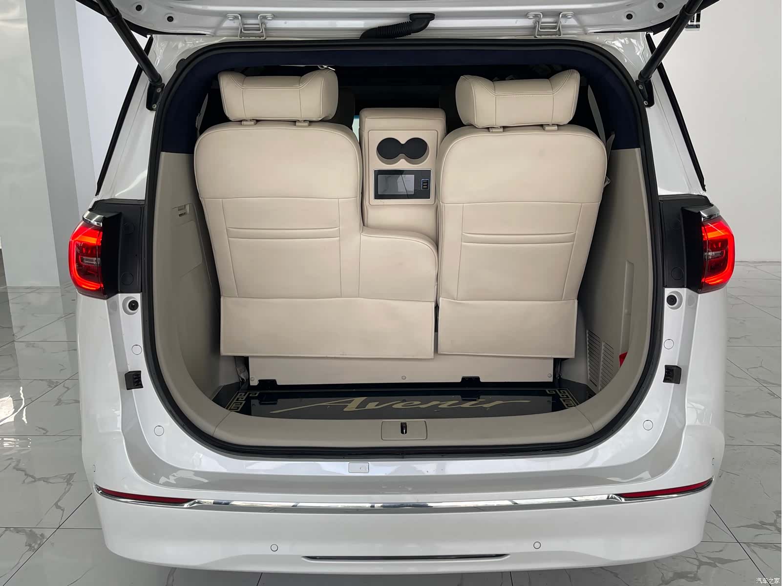 Buick GL8, 2020 39