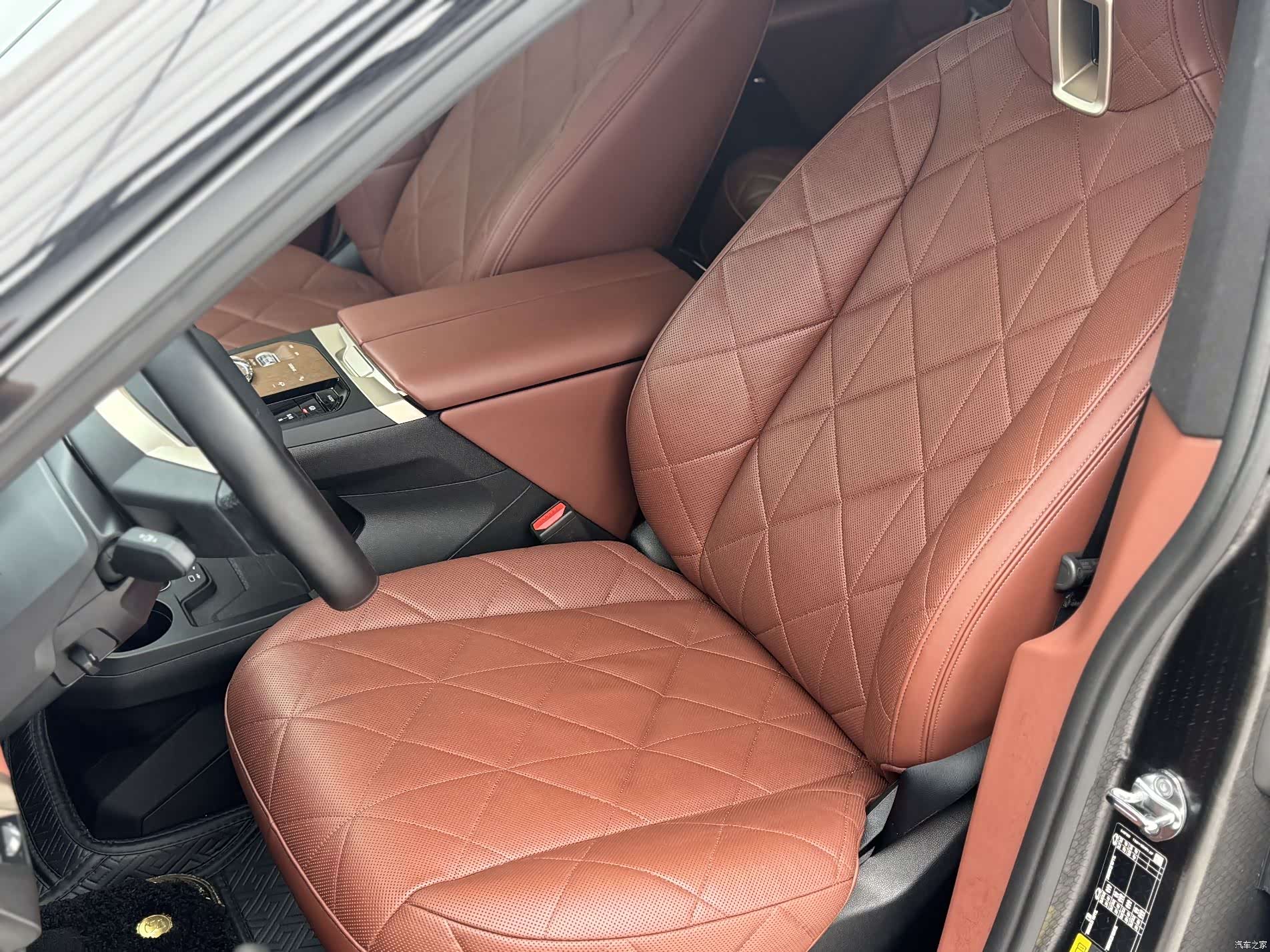BMW iX, 2023 18