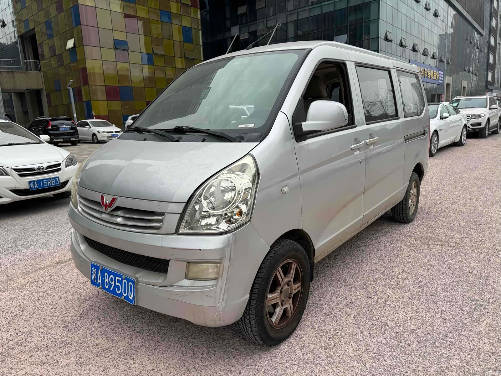 Wuling S, 2014 1