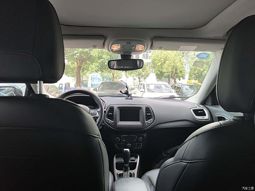 Jeep Compass, 2019 18