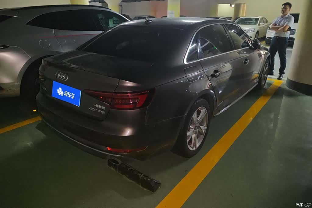 Audi A4L, 2018 3