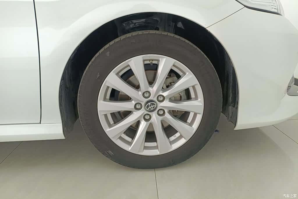 Toyota Camry, 2020 6