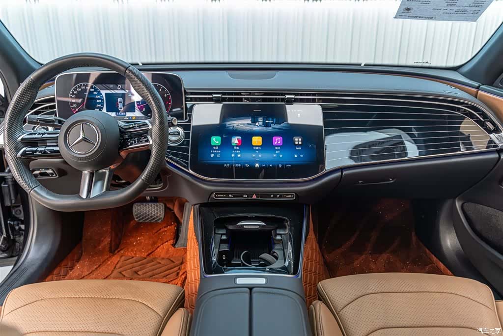 Mercedes-Benz E-Class, 2024 10