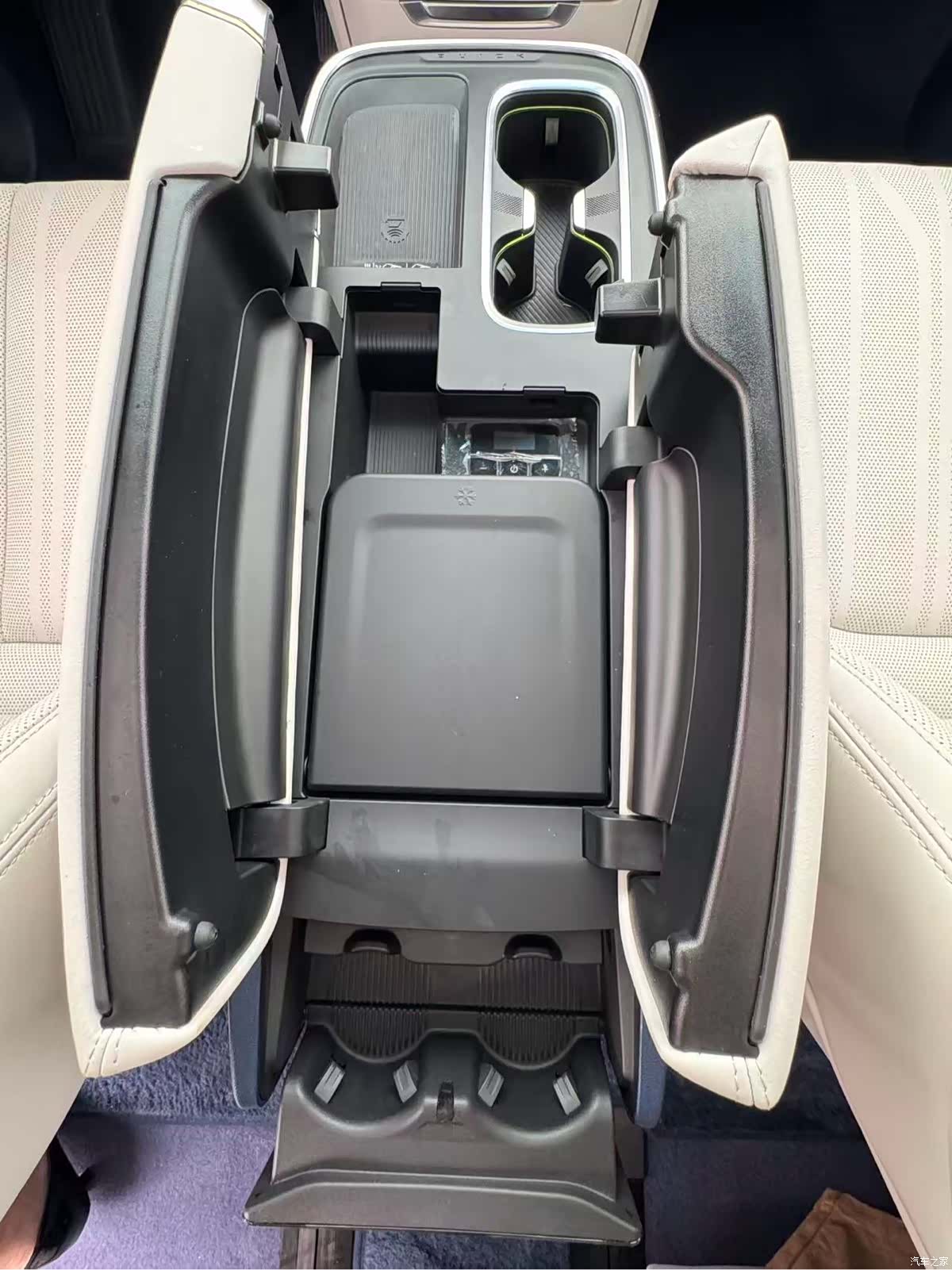 Buick Century, 2023 26