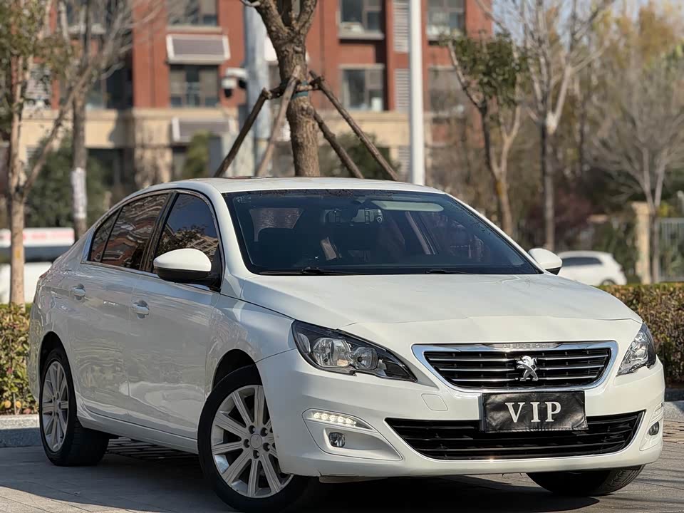 Peugeot 408