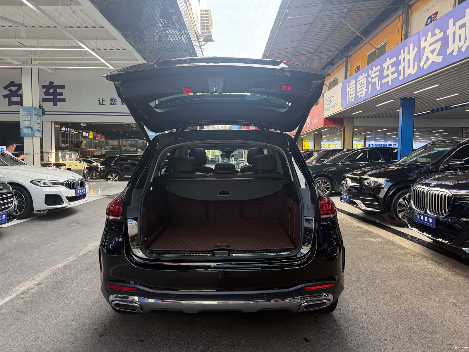 Mercedes-Benz GLE, 2023 21