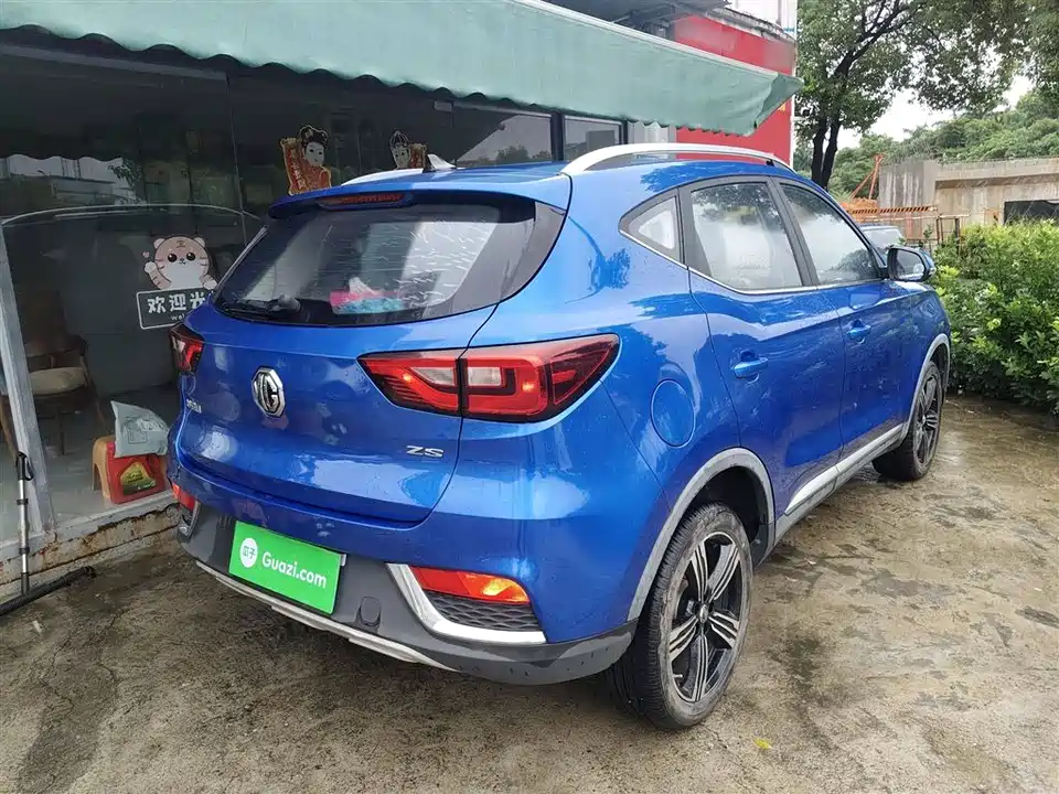MG ZS