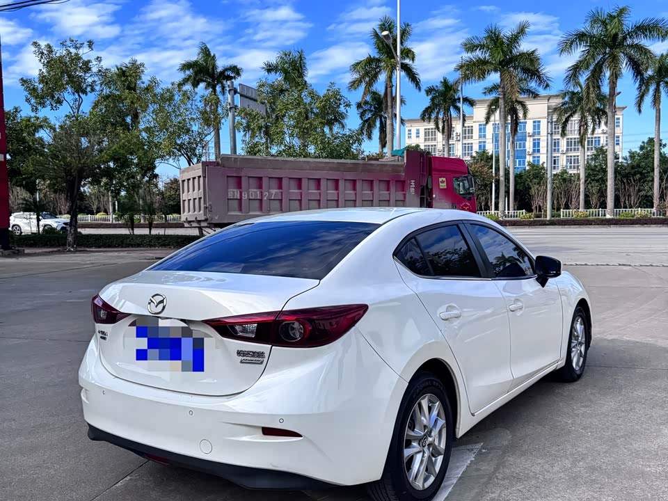 Mazda 3 Angkesaila