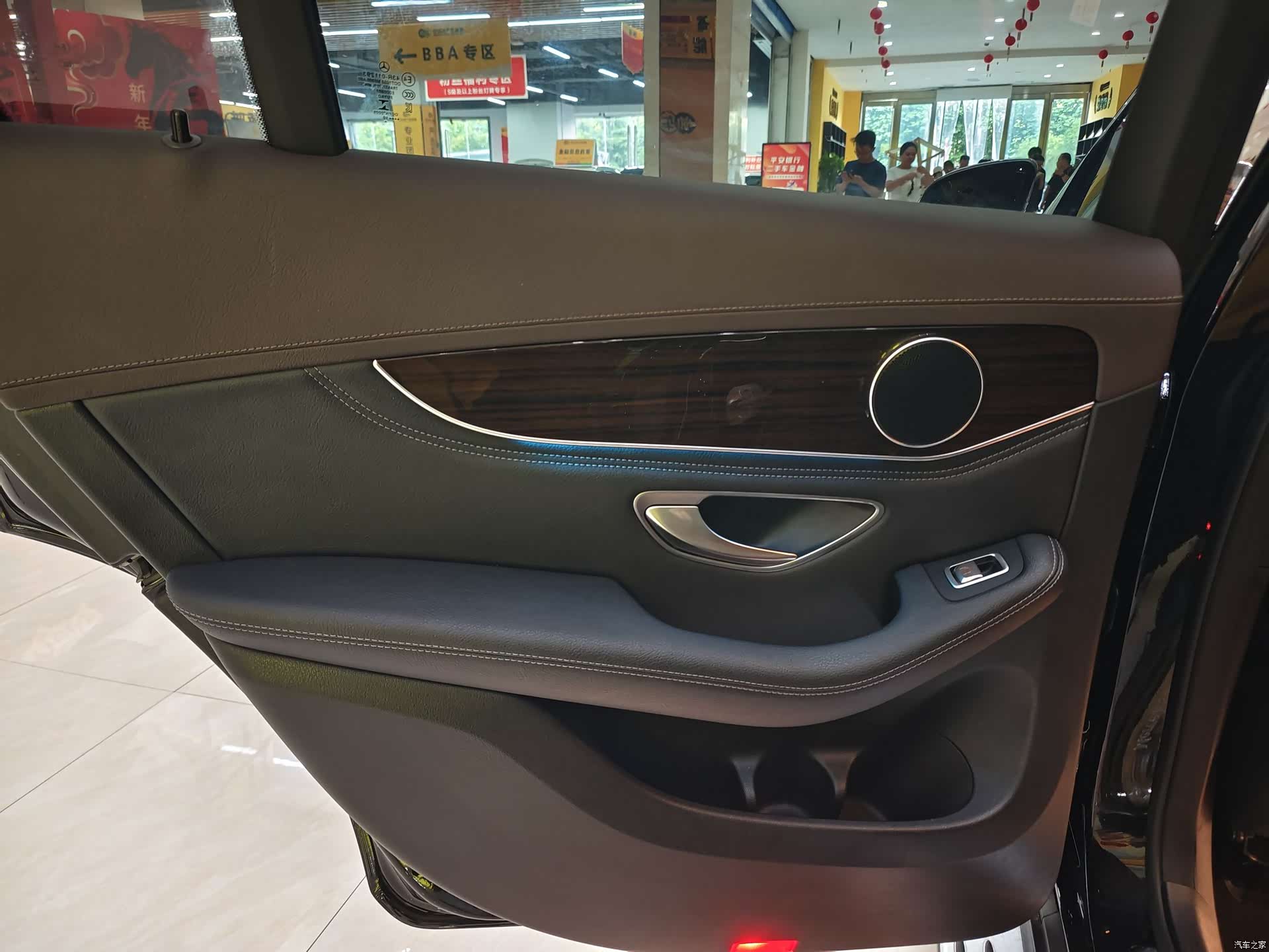 Mercedes-Benz GLC, 2019 10