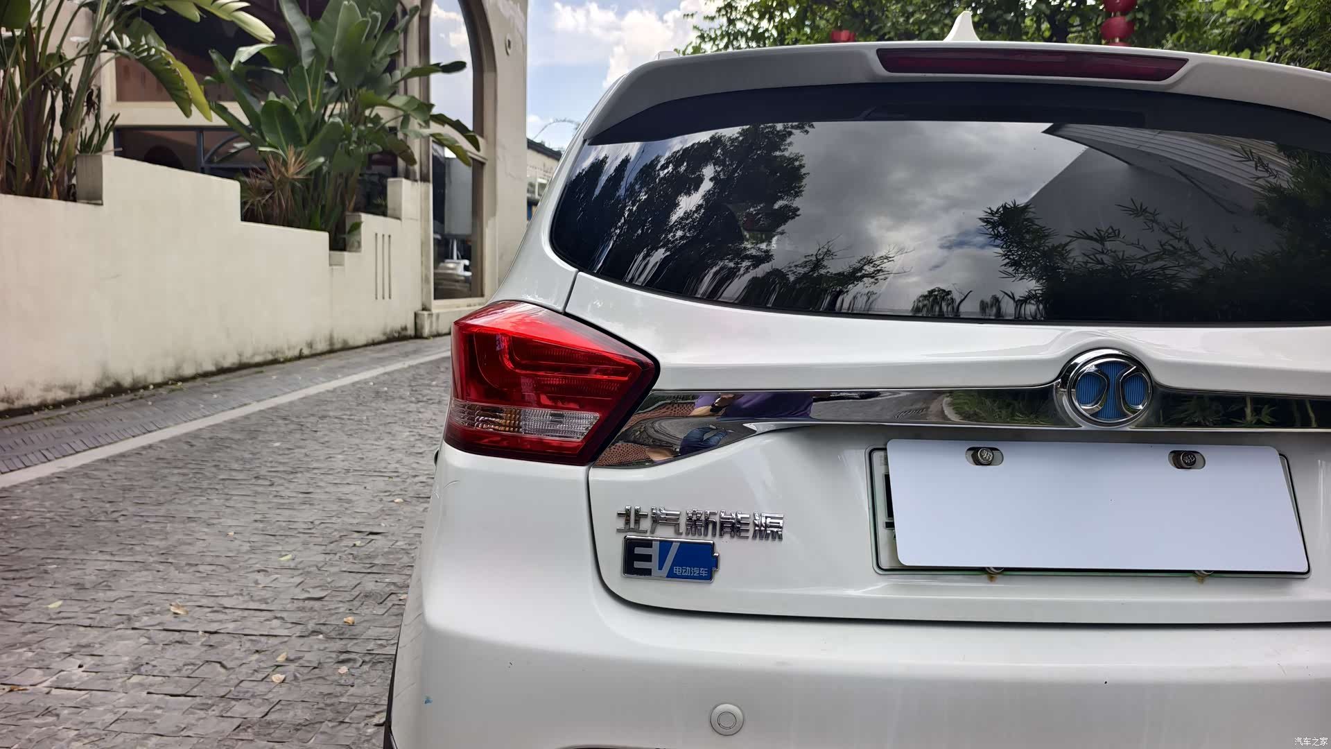 BAIC EC200, 2018 8