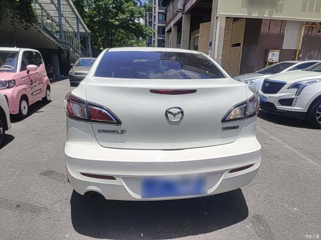 Mazda 3, 2015 6