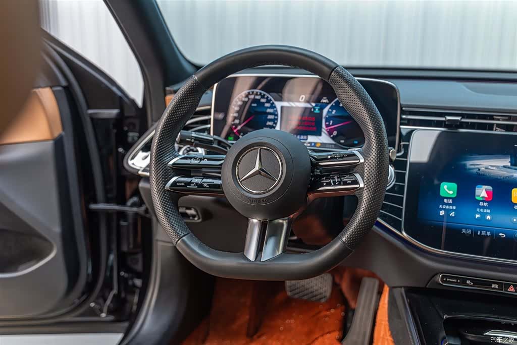 Mercedes-Benz E-Class, 2024 16