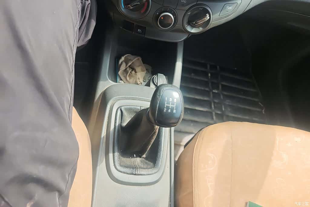 Chevrolet 3, 2015 16
