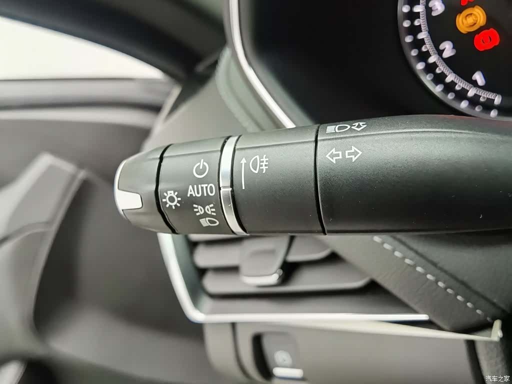 Cadillac CT5, 2022 21
