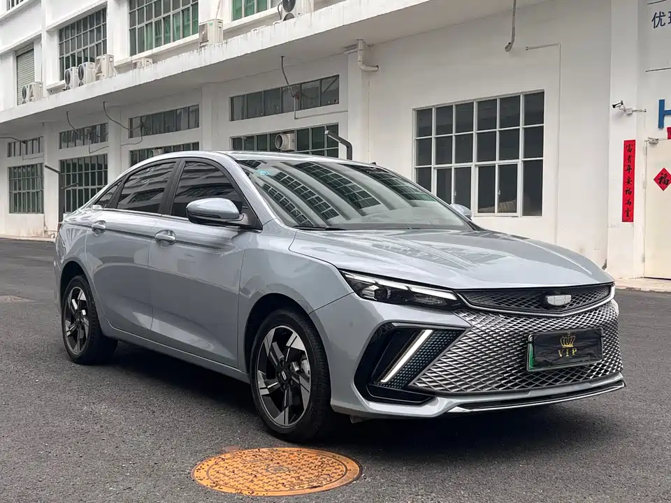 Geely Emgrand L HiP Geely Emgrand L HiP