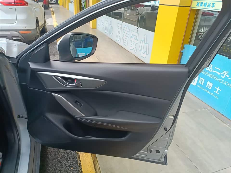 Mazda CX-4