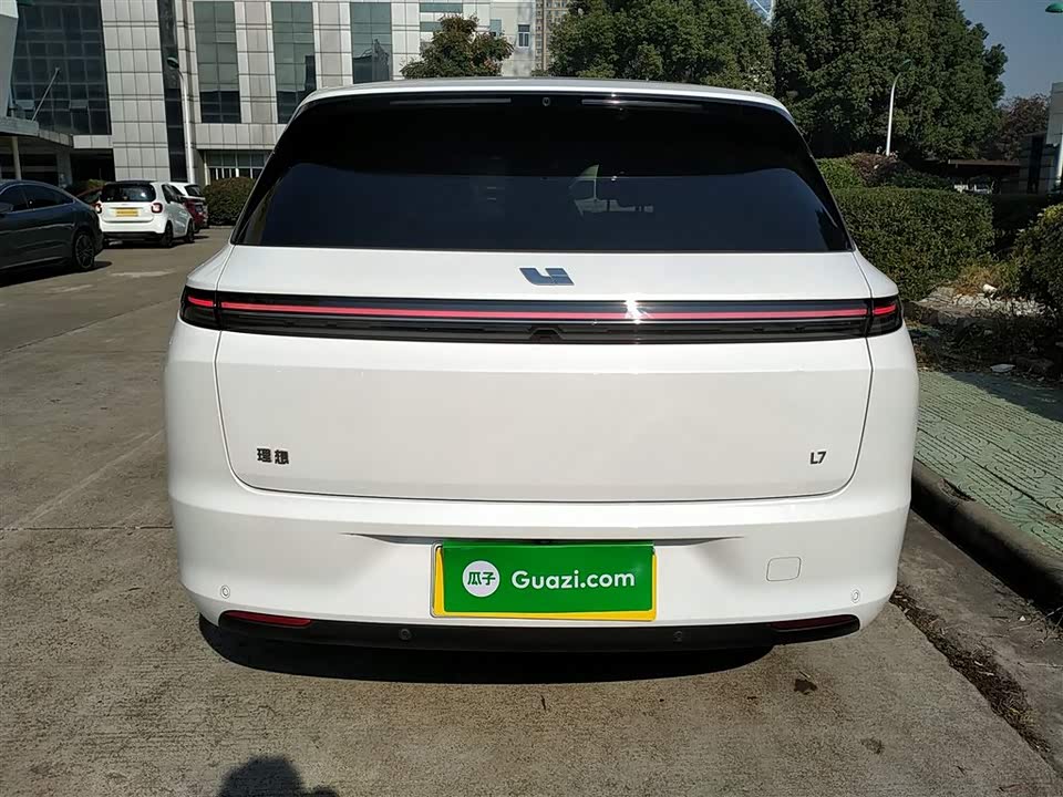 Li Auto Ideal L7