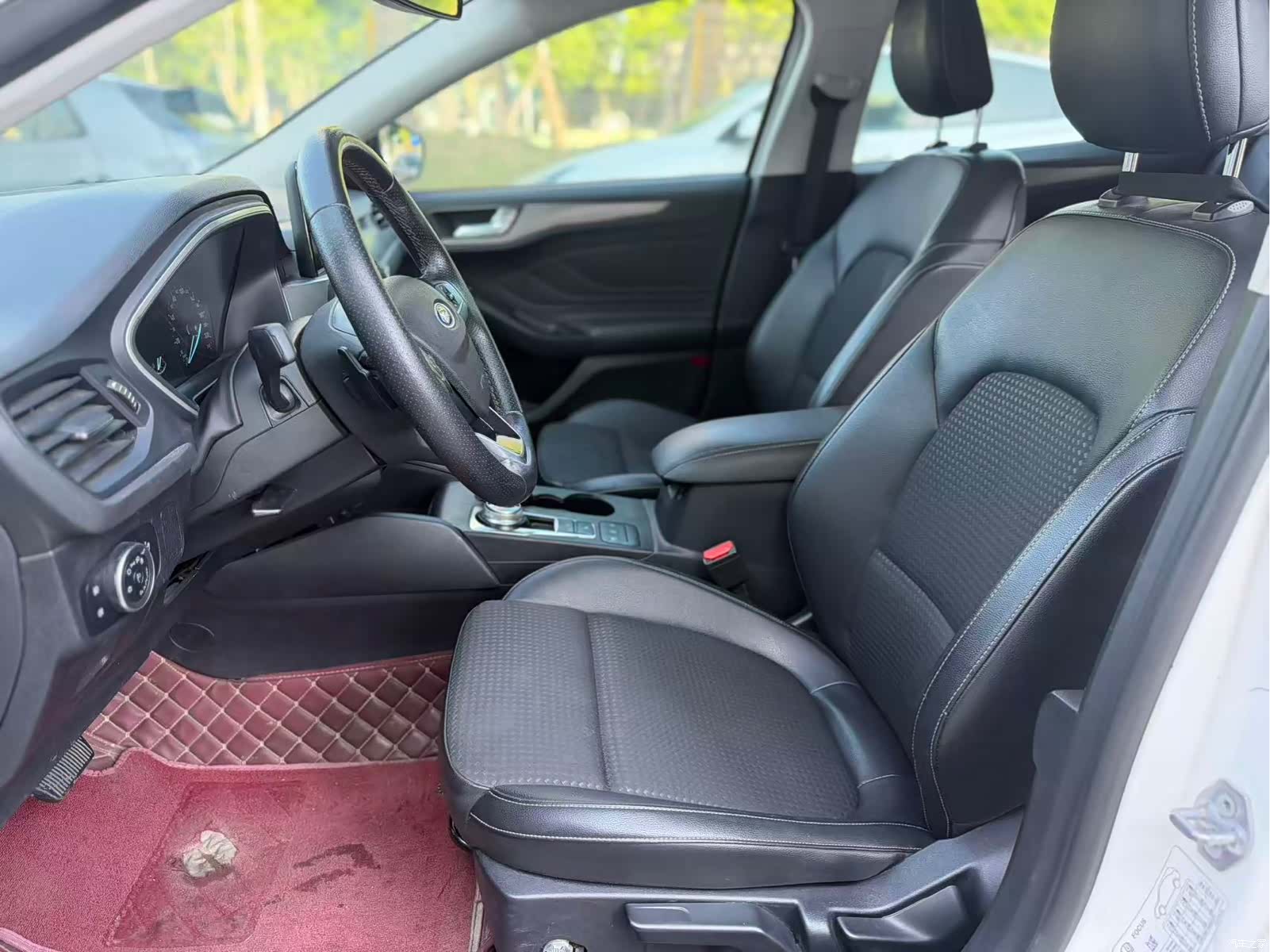 Ford Focus, 2019 6