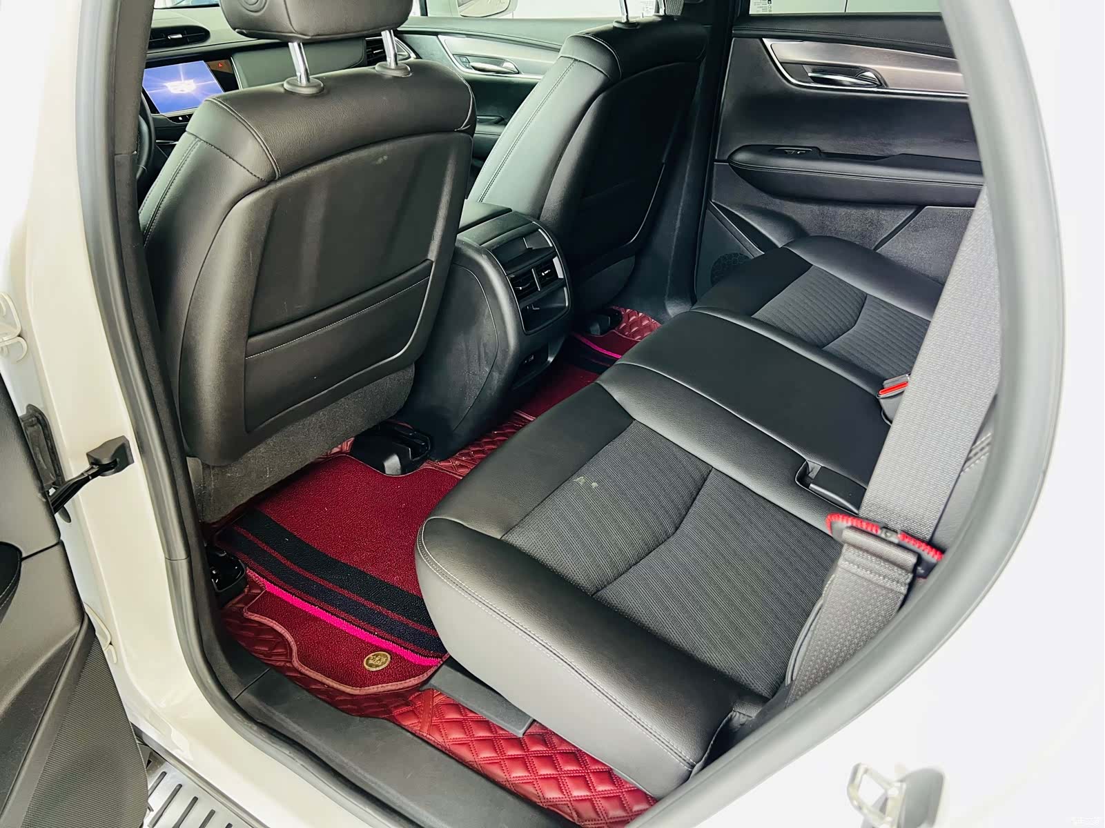 Cadillac XT5, 2019 10
