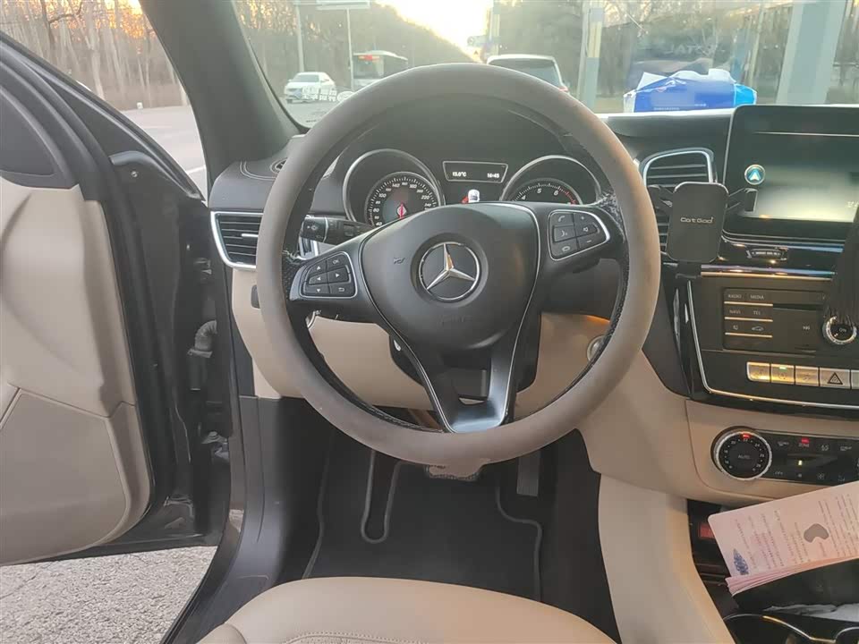 Mercedes-Benz GLE