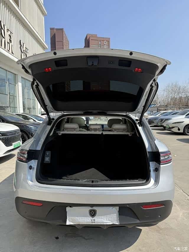 AITO M5, 2022 10