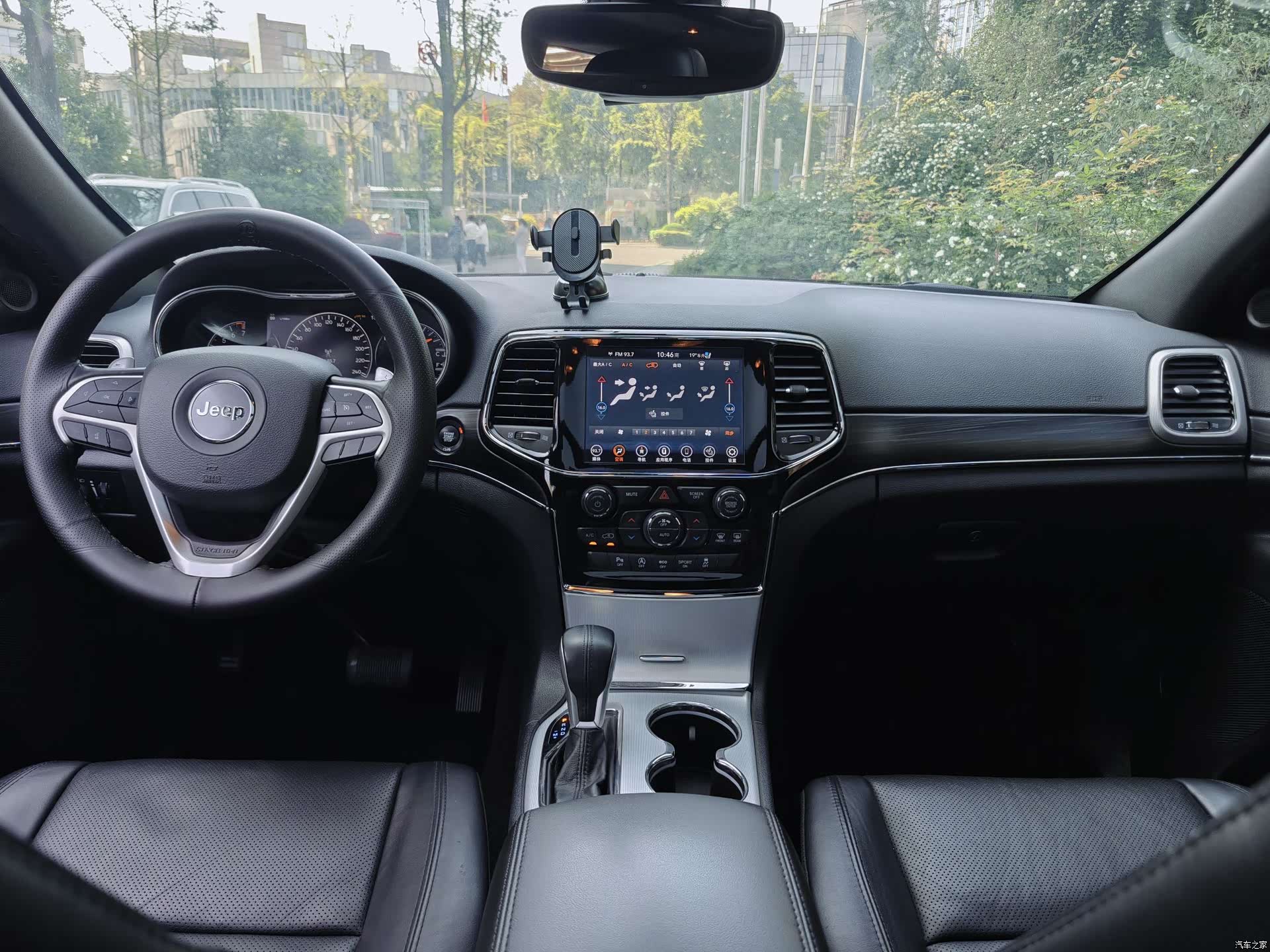 Jeep Grand Cherokee, 2022 12