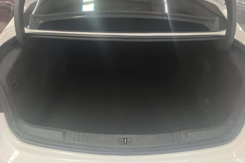 Buick Verano, 2020 4