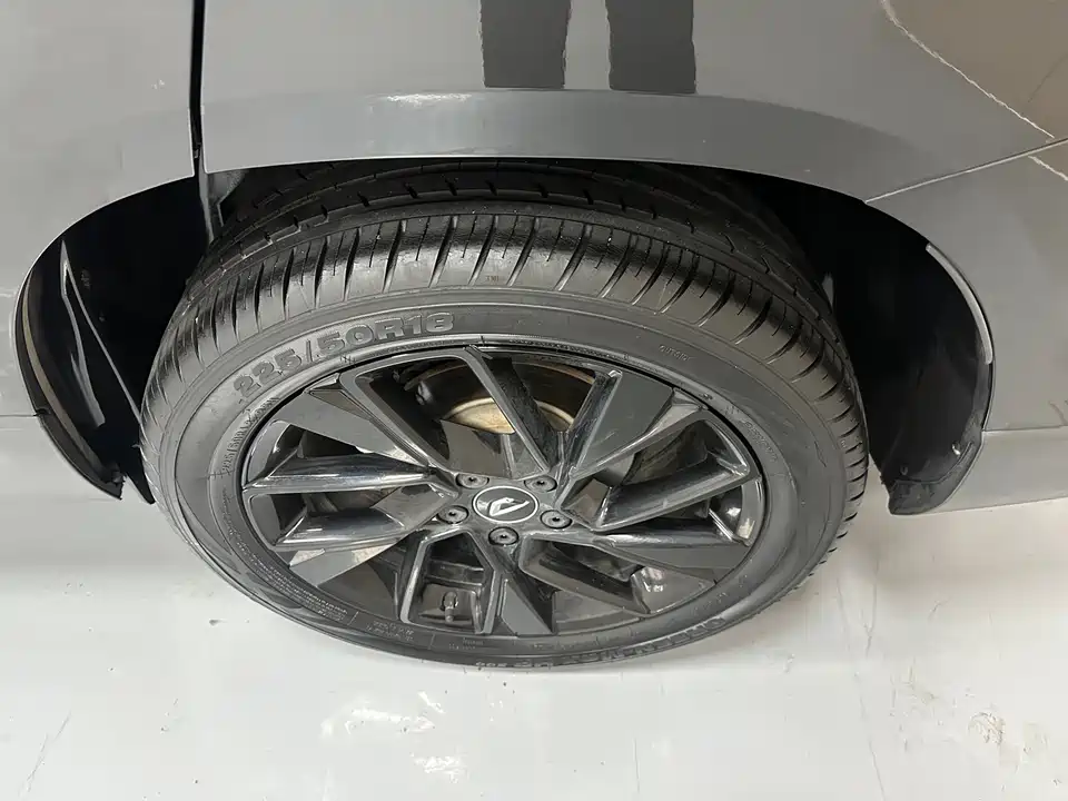 Jetta VS7