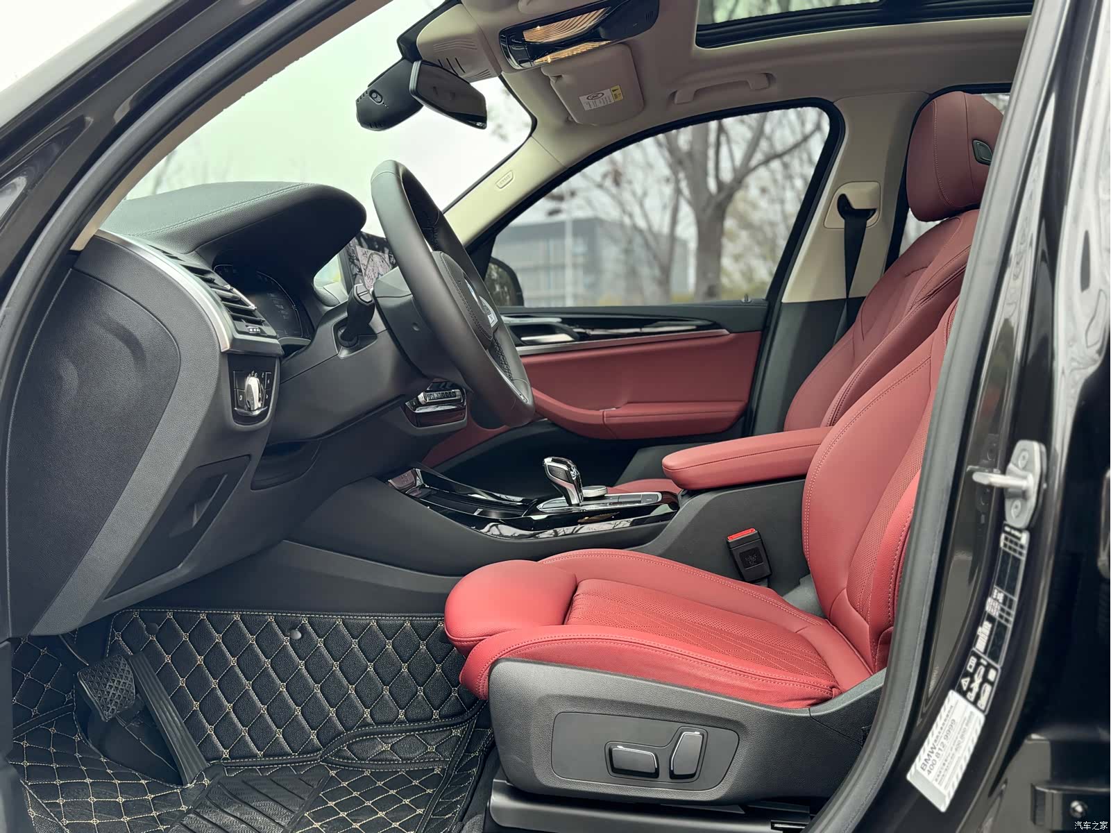 BMW X3, 2024 все фото