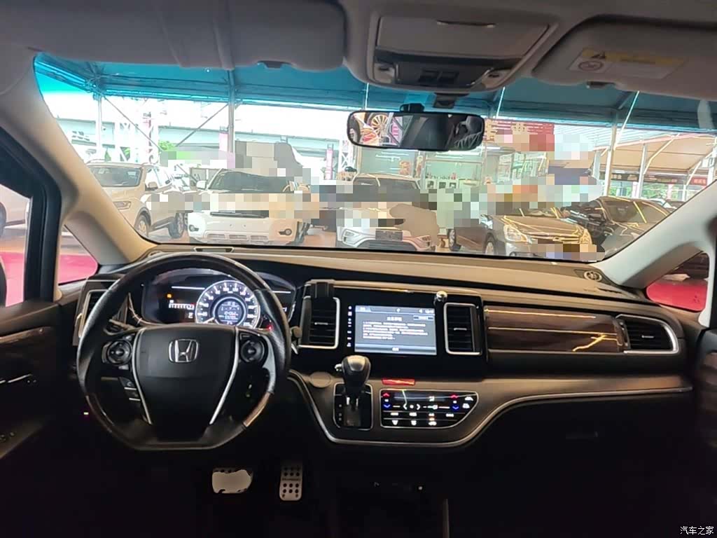 Honda Elysion, 2017 10