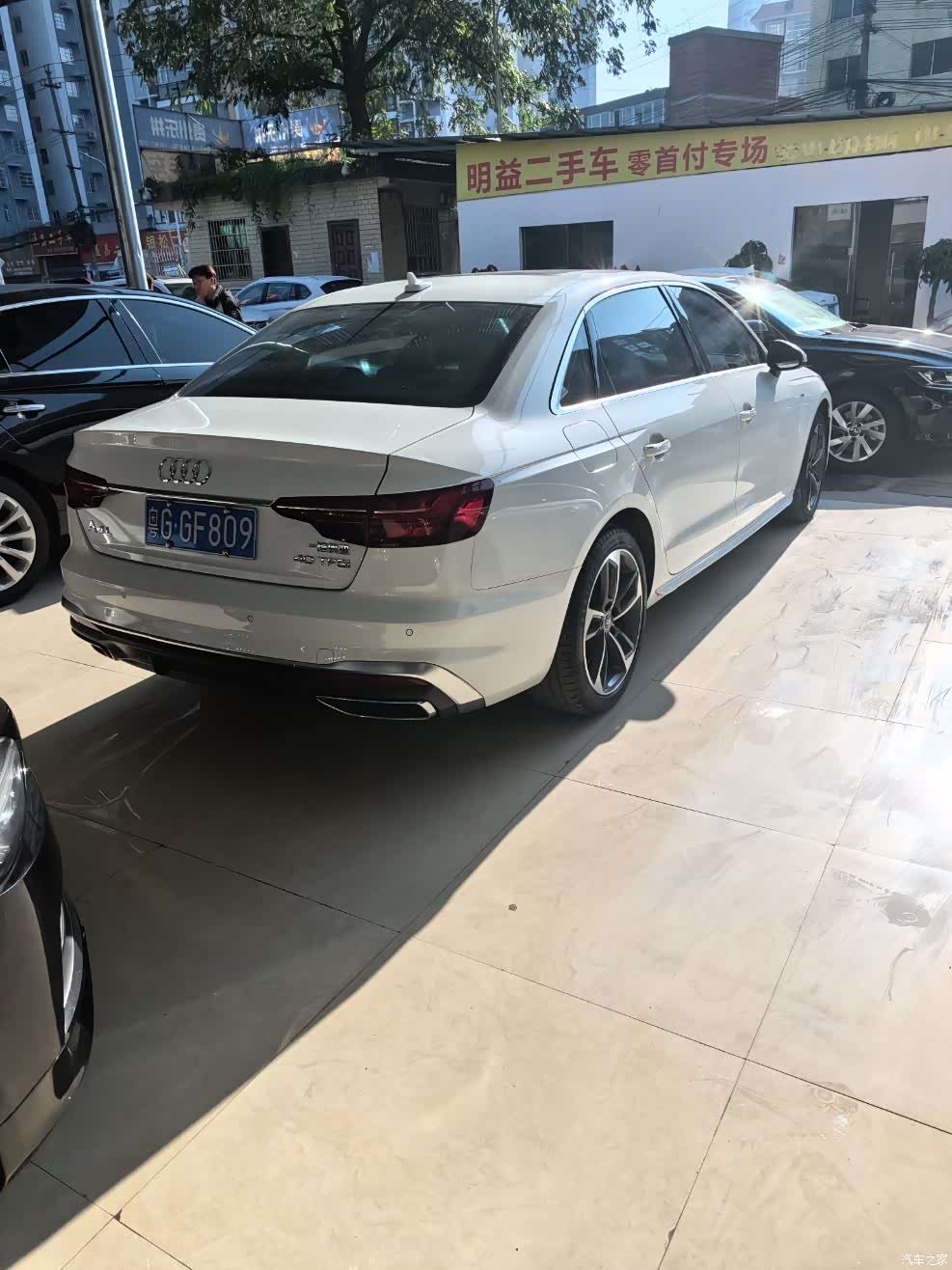 Audi A4L, 2023 все фото