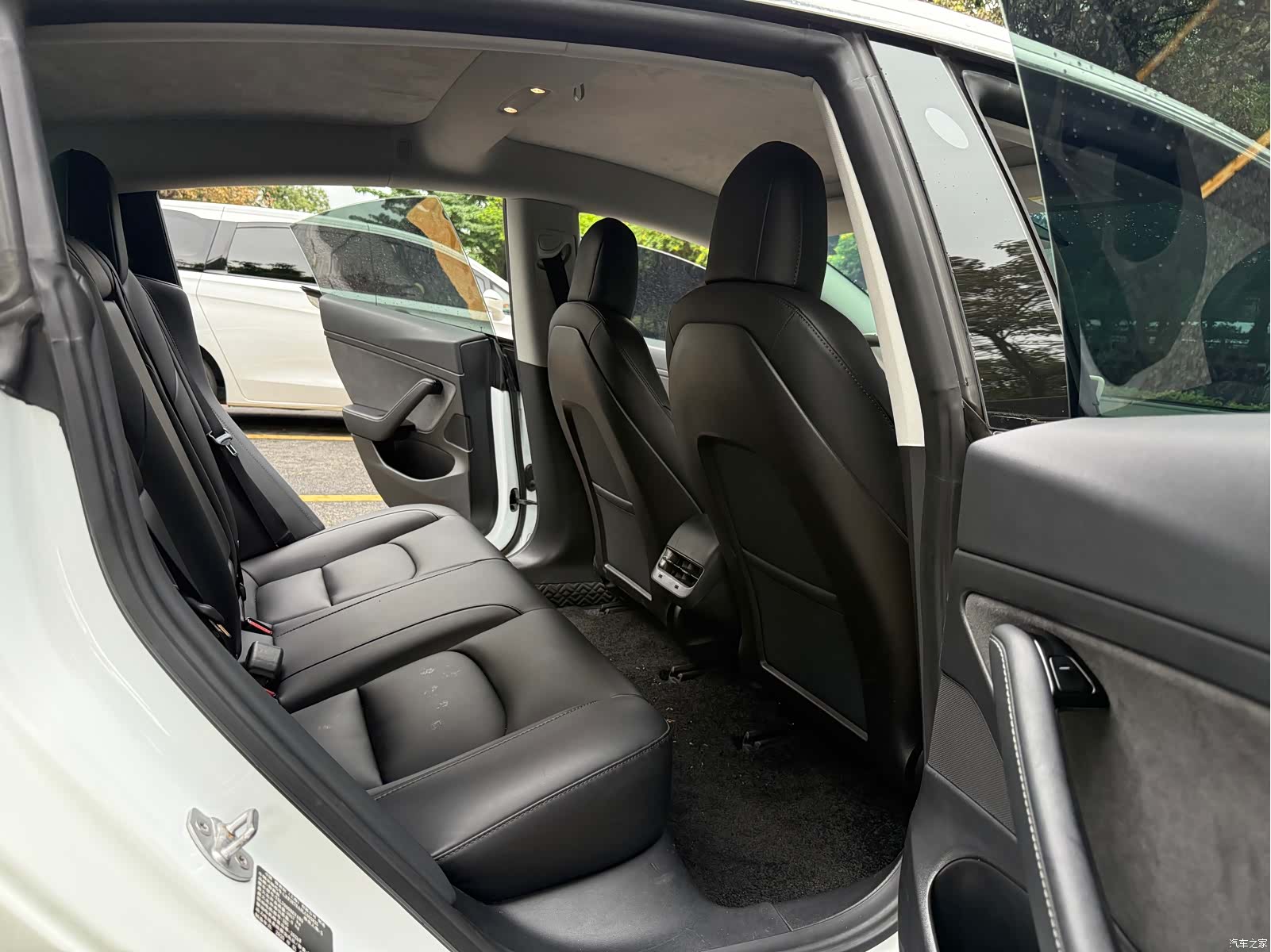 Tesla Model 3, 2020 8