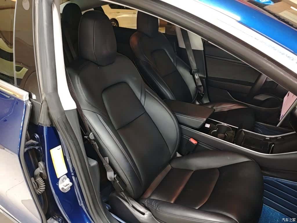 Tesla Model 3, 2019 25