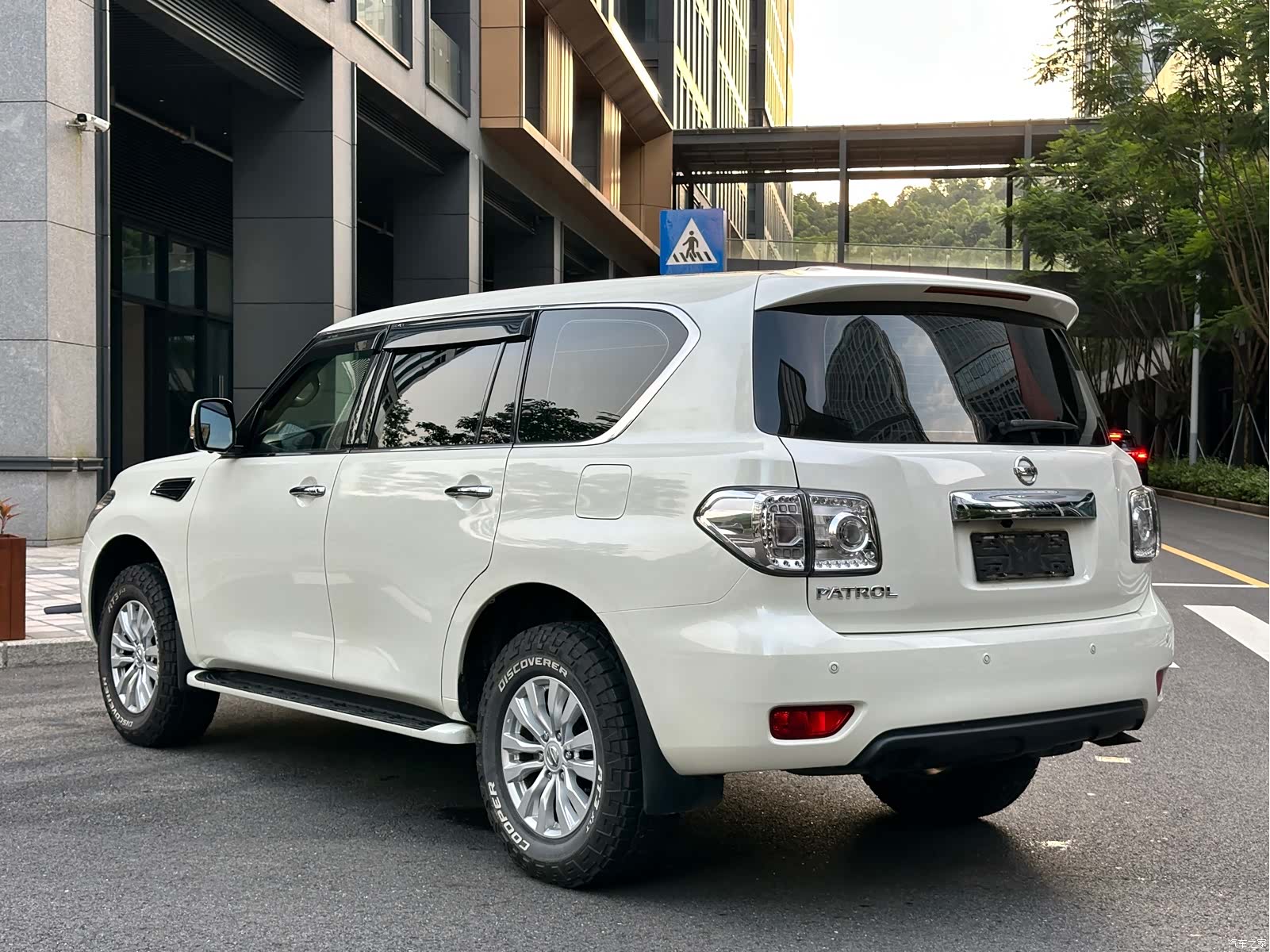 Nissan Patrol, 2017 6