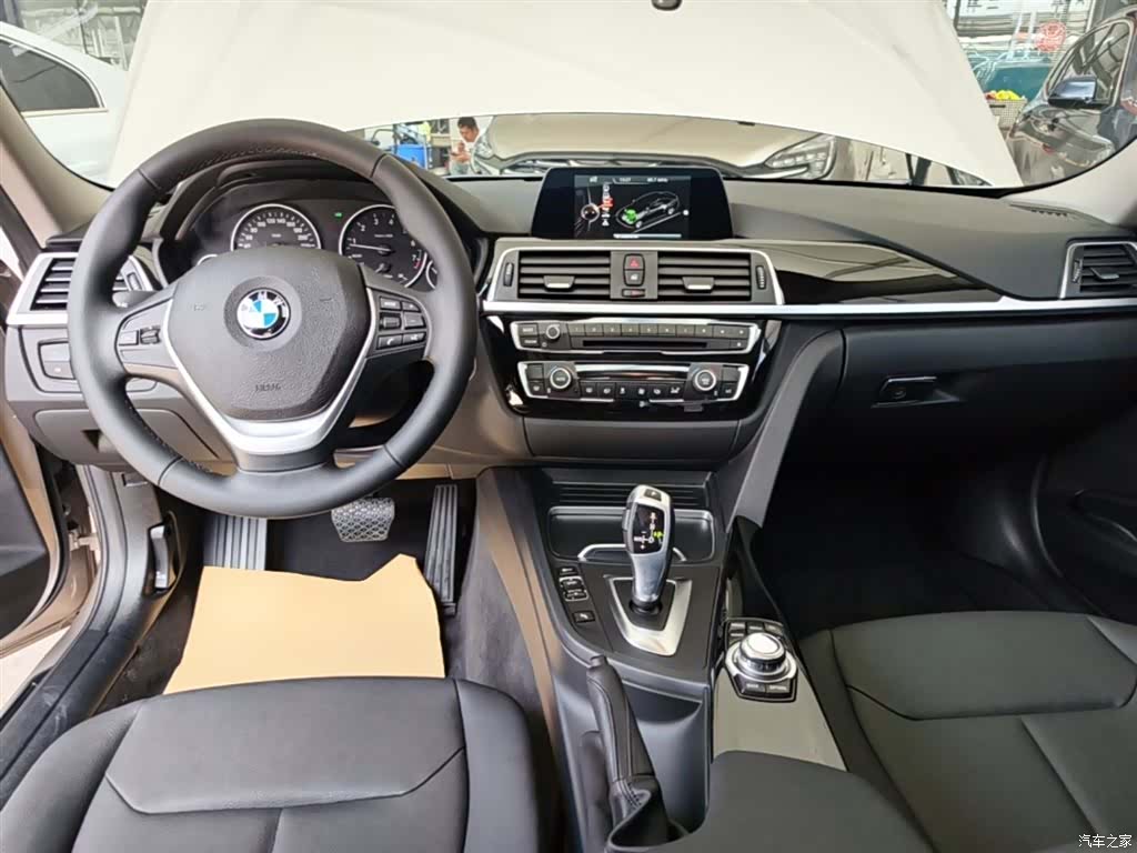 BMW 3 Series, 2016 10
