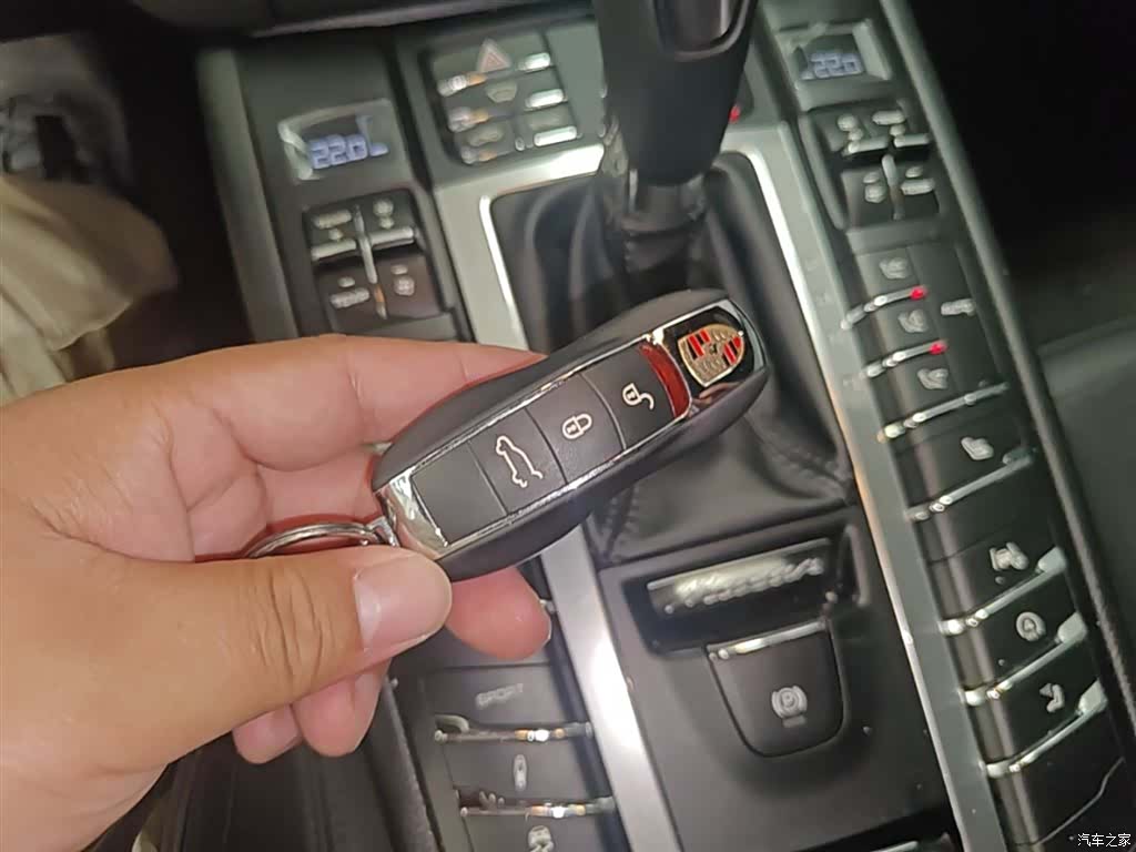 Porsche Macan, 2020 9