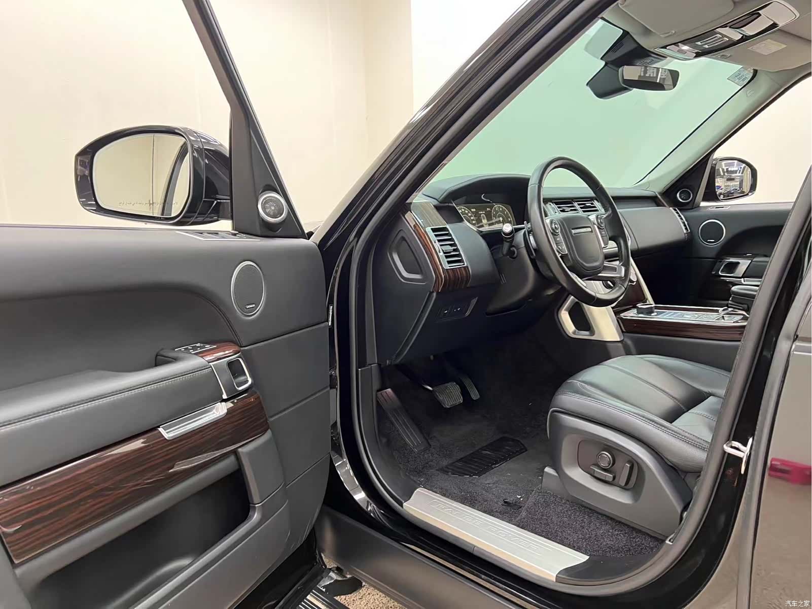 Land Rover Range Rover, 2018 13