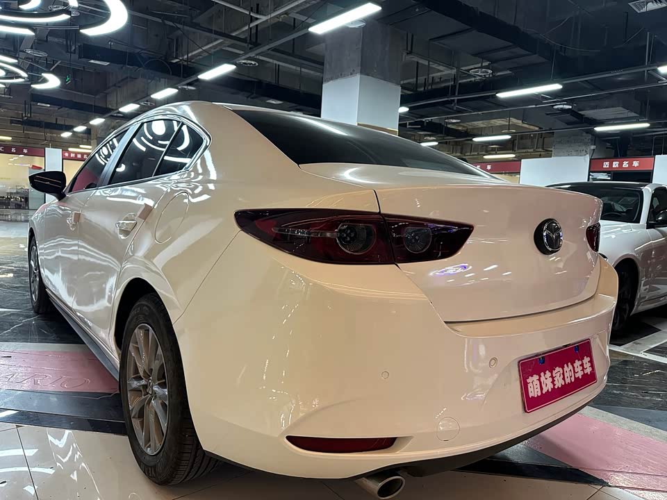 Mazda 3 Angkesaila