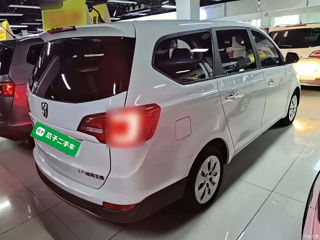 Wuling 730, 2017 7