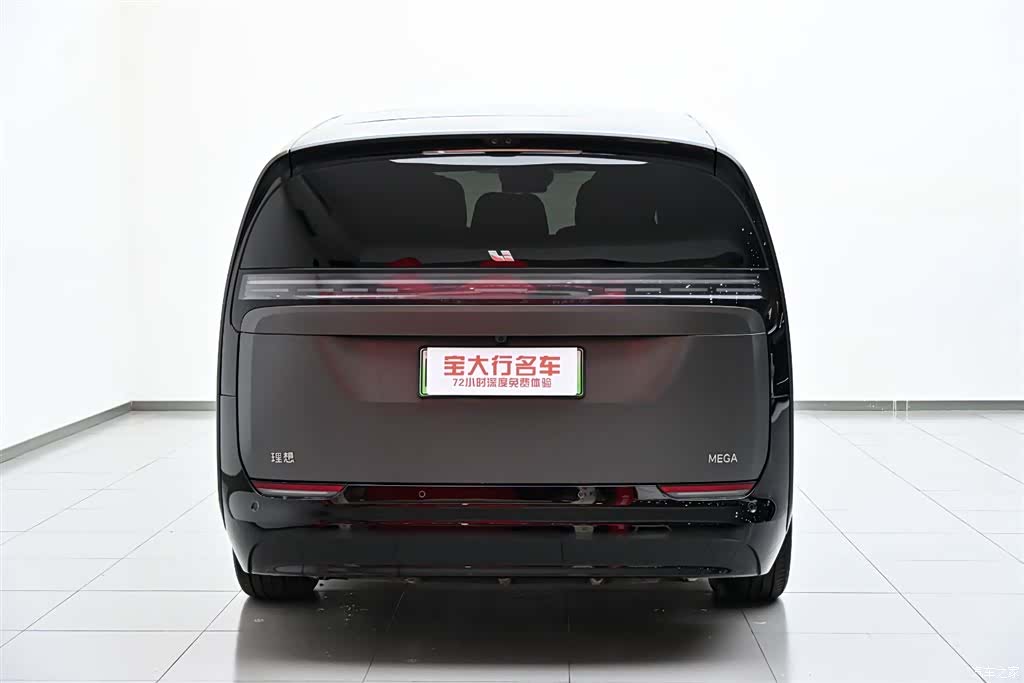Li Auto MEGA, 2025 8