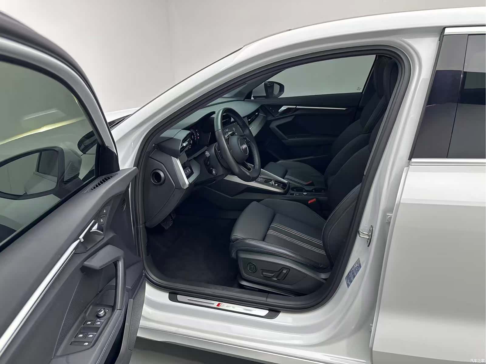 Audi A3, 2024 все фото